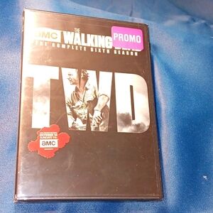 The walking dead the complete sixth season DVD bonus features